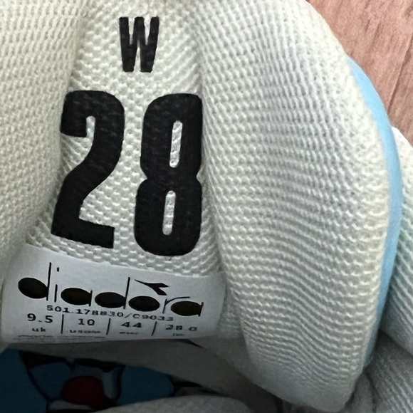 Diadora x Foot Locker “Rocky Vs.” Clubber Lang N.9002 - Picture 5 of 7